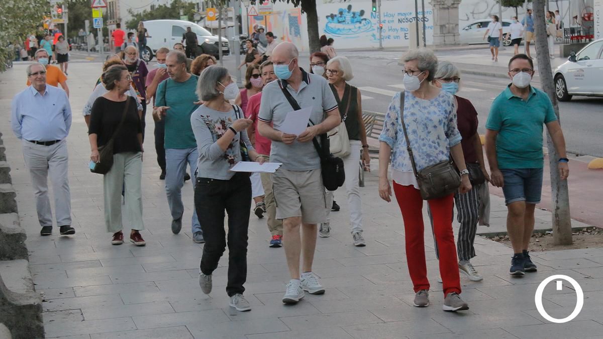 'Paseo crítico' de la plataforma 'Por un Río Vivo' por el Guadalquivir