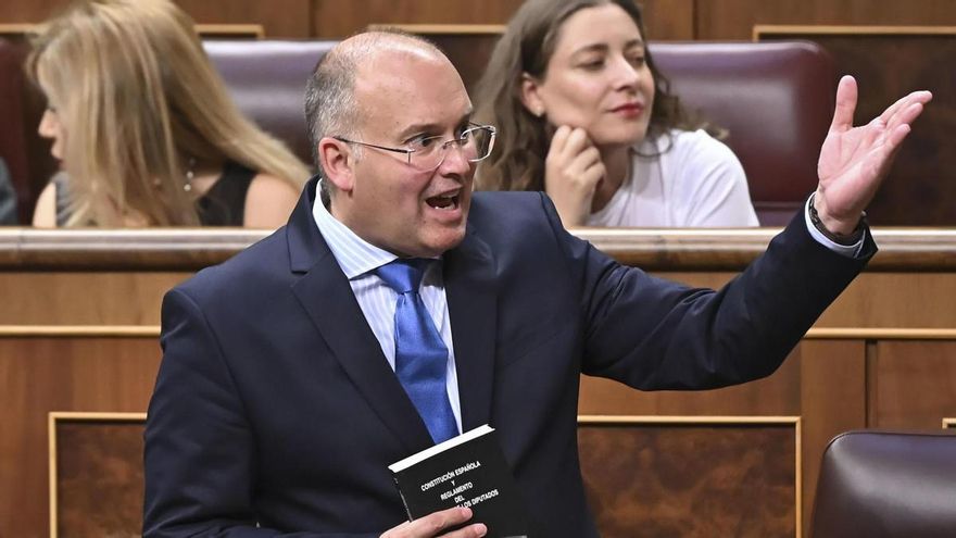 Feijóo apuesta por el ala dura del PP para su ofensiva final contra Pedro Sánchez