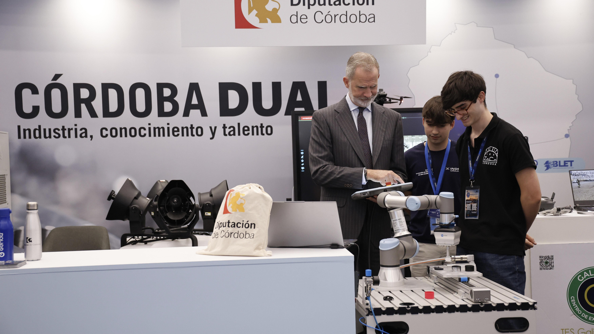 El Rey Felipe VI asiste a la jornada de clausura del Foro Indudef