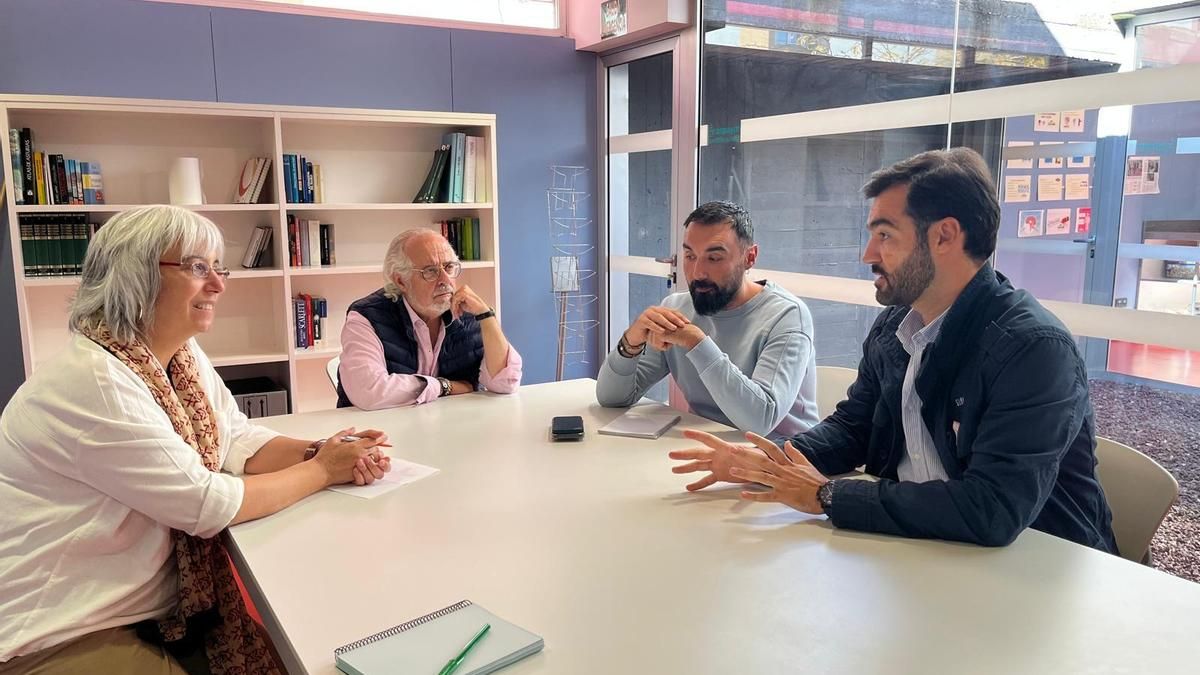 Aspaym León pide mejorar la accesibilidad urbana y digital en su encuentro con el Partido Popular de León