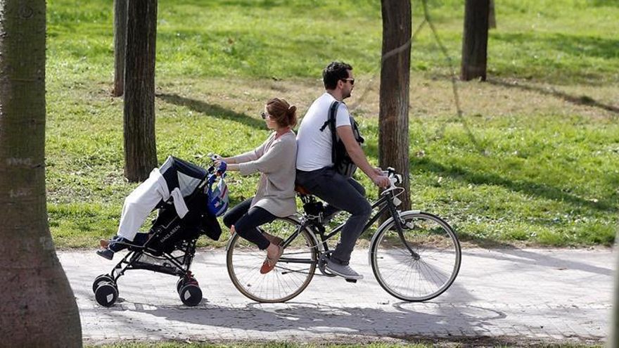 La mitad de los hogares españoles son unipersonales o de una pareja sin hijos