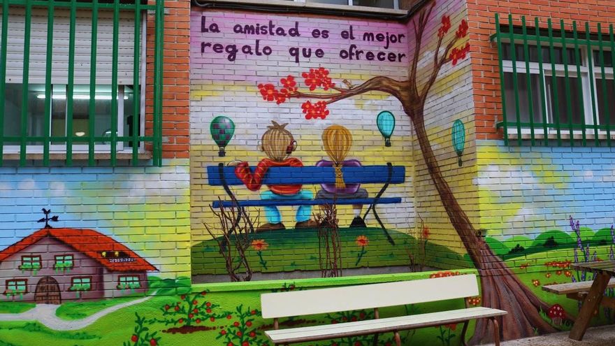 Terapias con caballos, música o alumnos mediadores: los centros educativos se vuelcan con el bienestar emocional