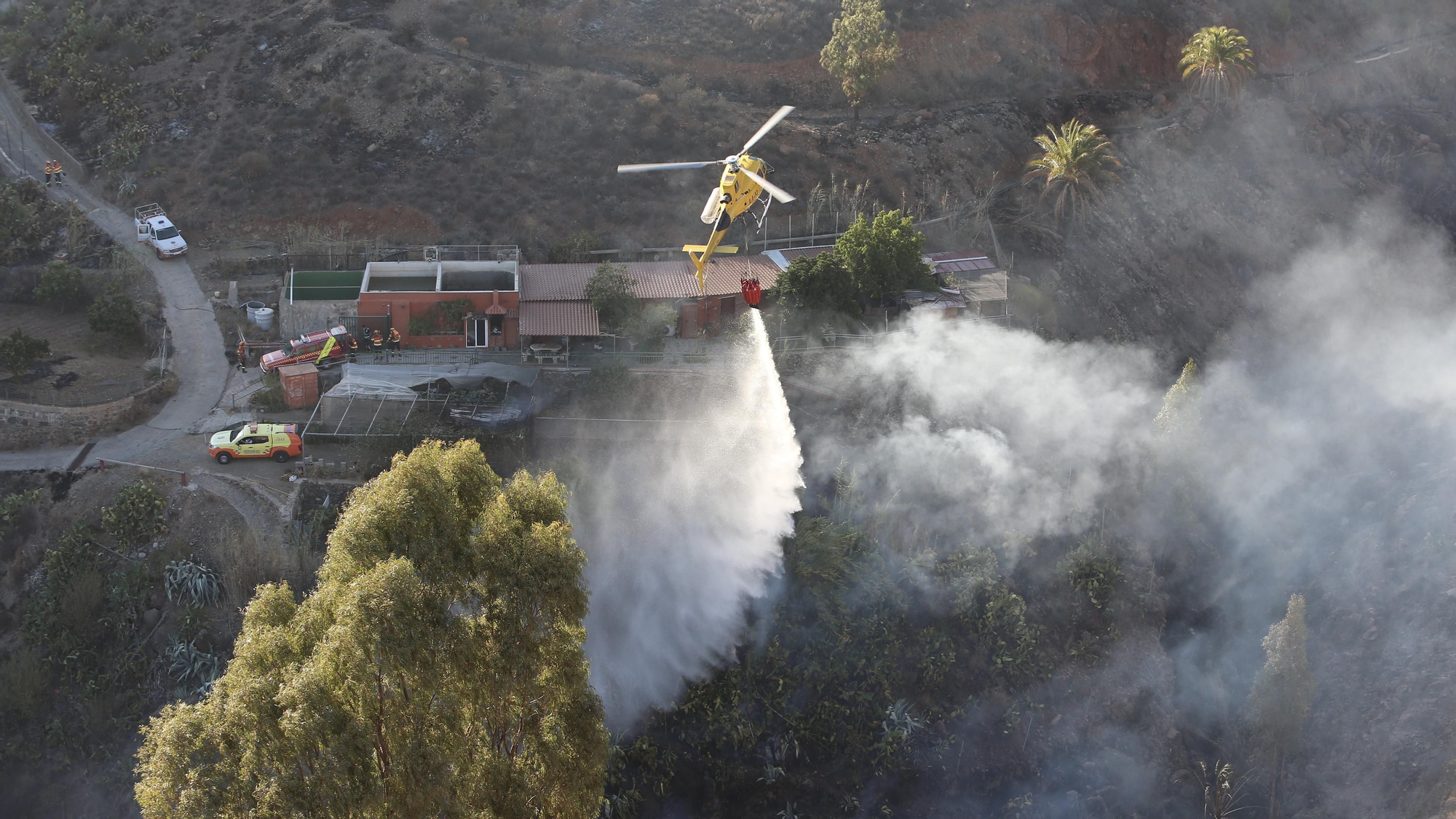 El incendio de Fataga del pasado sábado, en imágenes