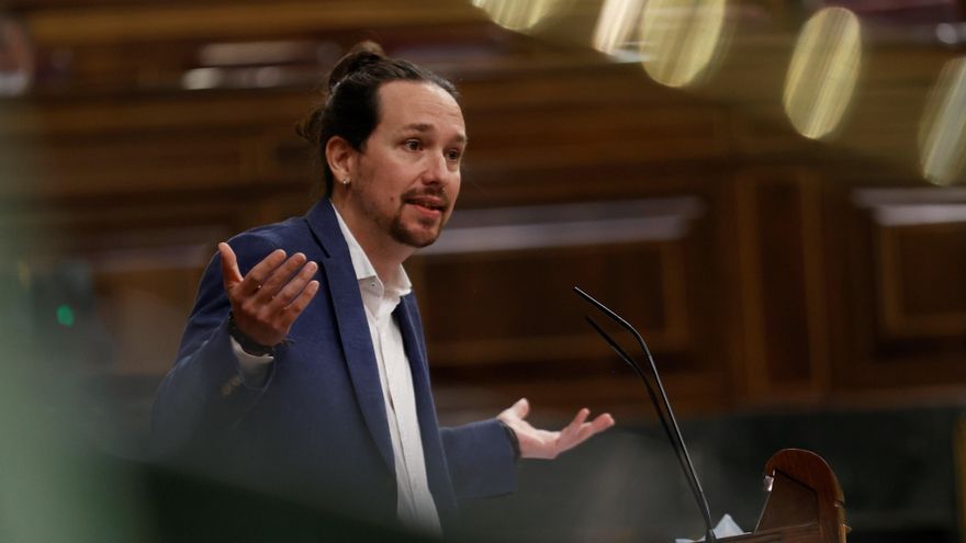 El vicepresidente segundo del Gobierno, Pablo Iglesias, interviene durante el pleno que se celebra en el Congreso de los Diputados, este miércoles. EFE/ Chema Moya