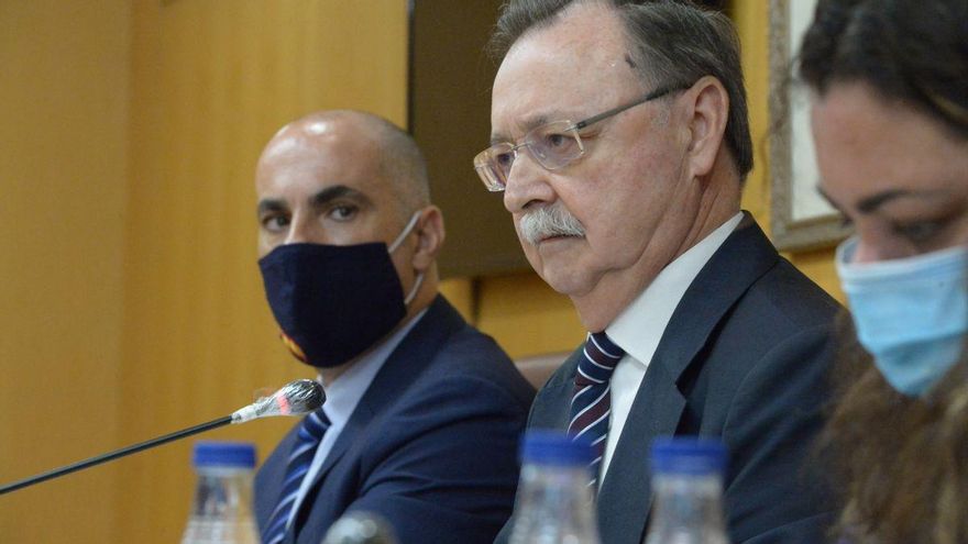 Vox vuelve a la irrelevancia en Ceuta arrinconado por sus "excesos" un año después de su éxito electoral