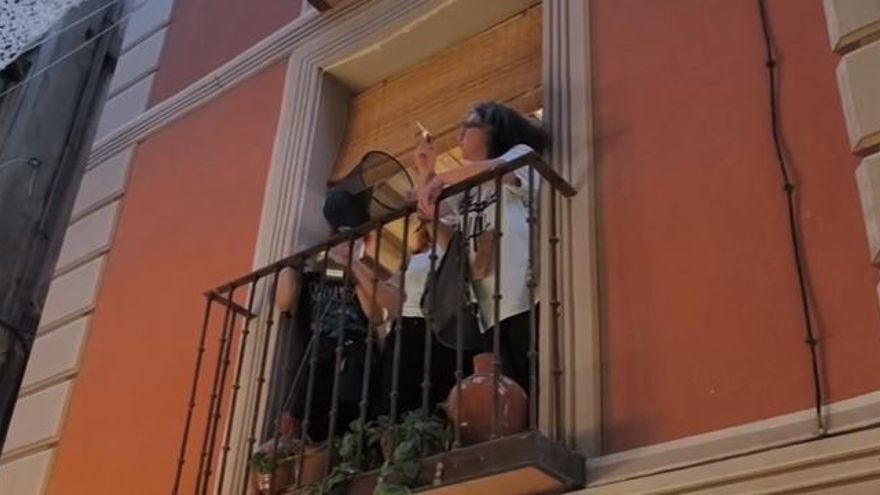 Cacerolada en Toledo.