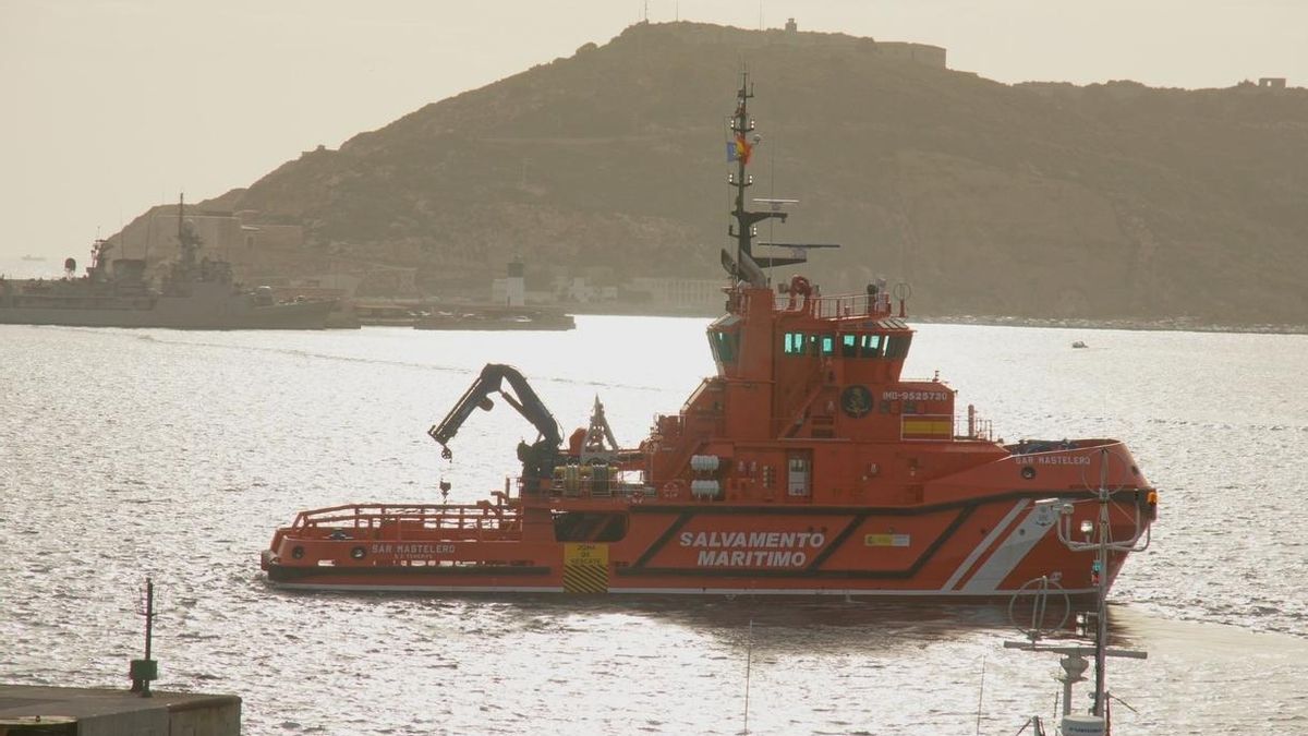 A disposición de una ONG 35 inmigrantes por falta de espacio del centro de acogida temporal de Motril