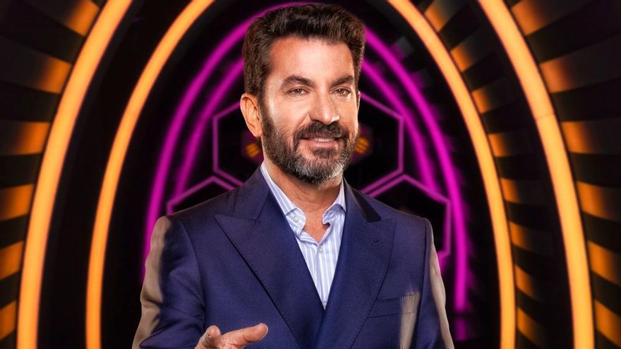 Arturo Valls estrena 'Mask Singer 4' preocupado por su horario: "Es difícil ver un programa que empieza tan tarde"