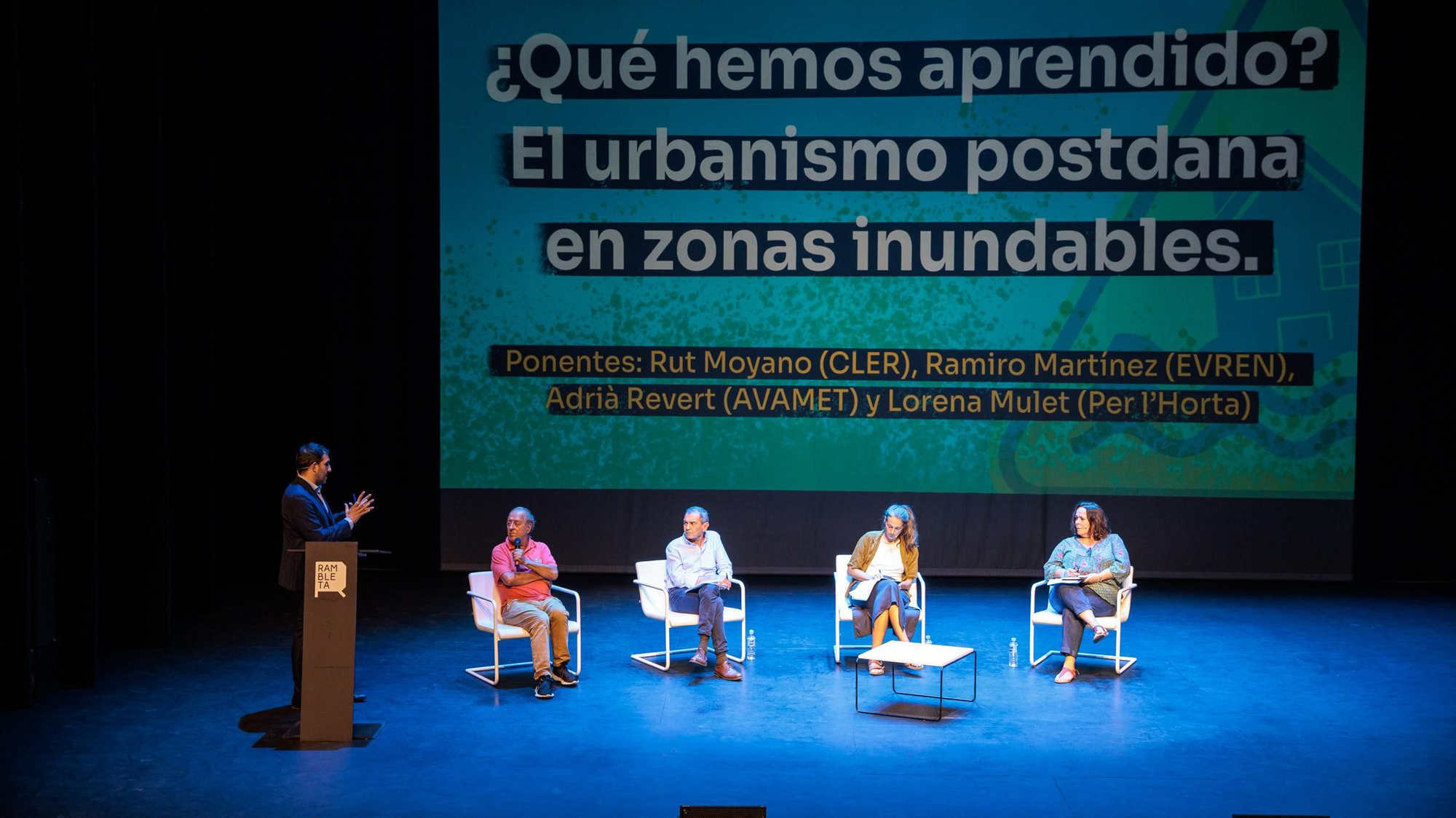 La jornada 'Inundaciones intensas y cambio climático en un contexto metropolitano. Los casos del Túria, el Poyo y el Carraixet', en imágenes
