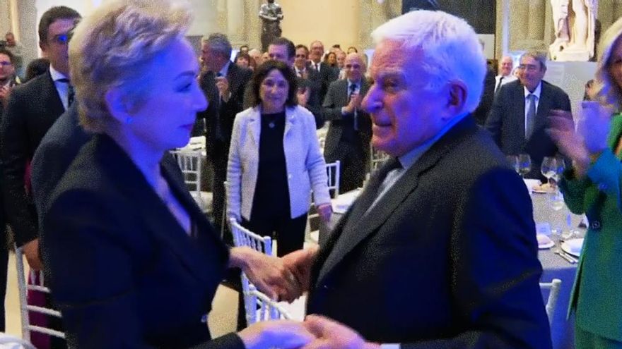 Así fue el homenaje sorpresa que Mediaset preparó a Vasile: "Se rompió y nos rompimos todos"