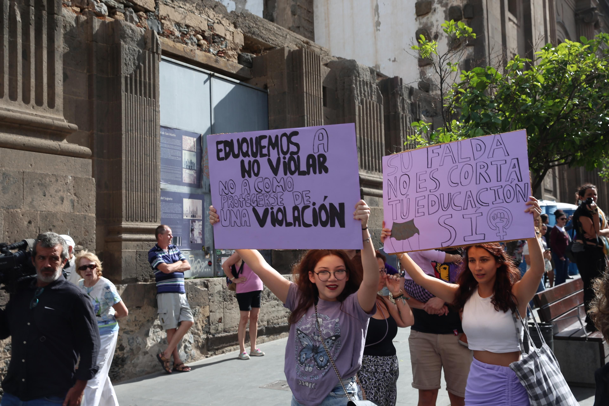 Así se vivió en Gran Canaria la manifestación por el 25N, Día contra la Violencia Machista