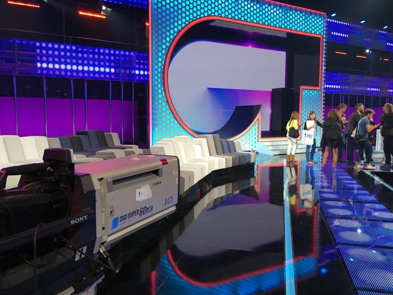 Los asientos para los concursantes en el plató de OT 2017