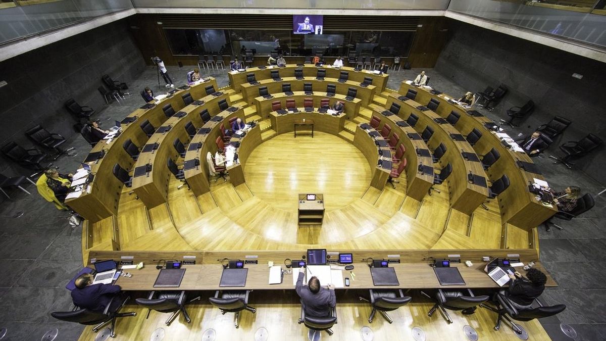 El Parlamento celebra este jueves otro pleno para convalidar el cuarto decreto ley ante el Covid-19