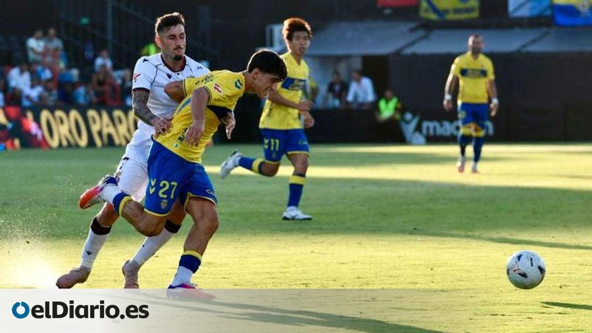 Las Palmas hurga en la herida del Ceuta y vuelve a ganar