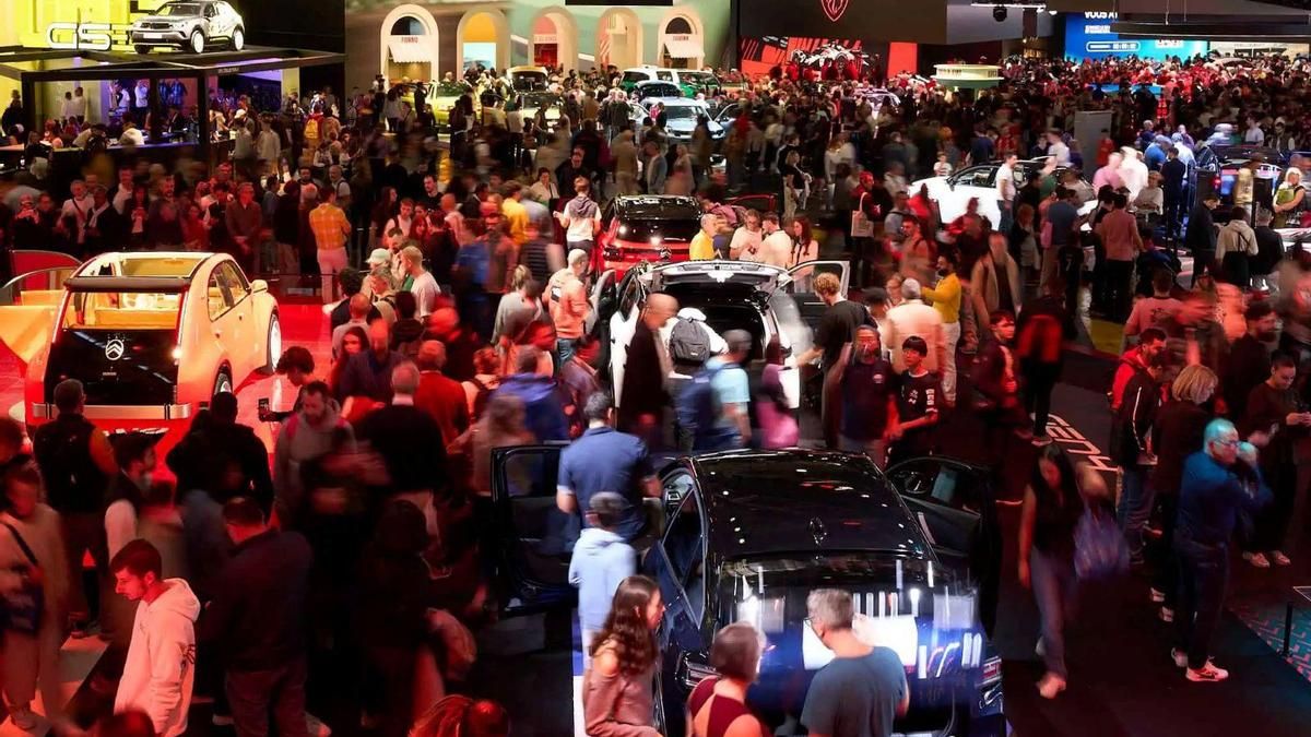 El Salón del Automóvil de París gana visitantes a pesar de los disturbios en la ciudad