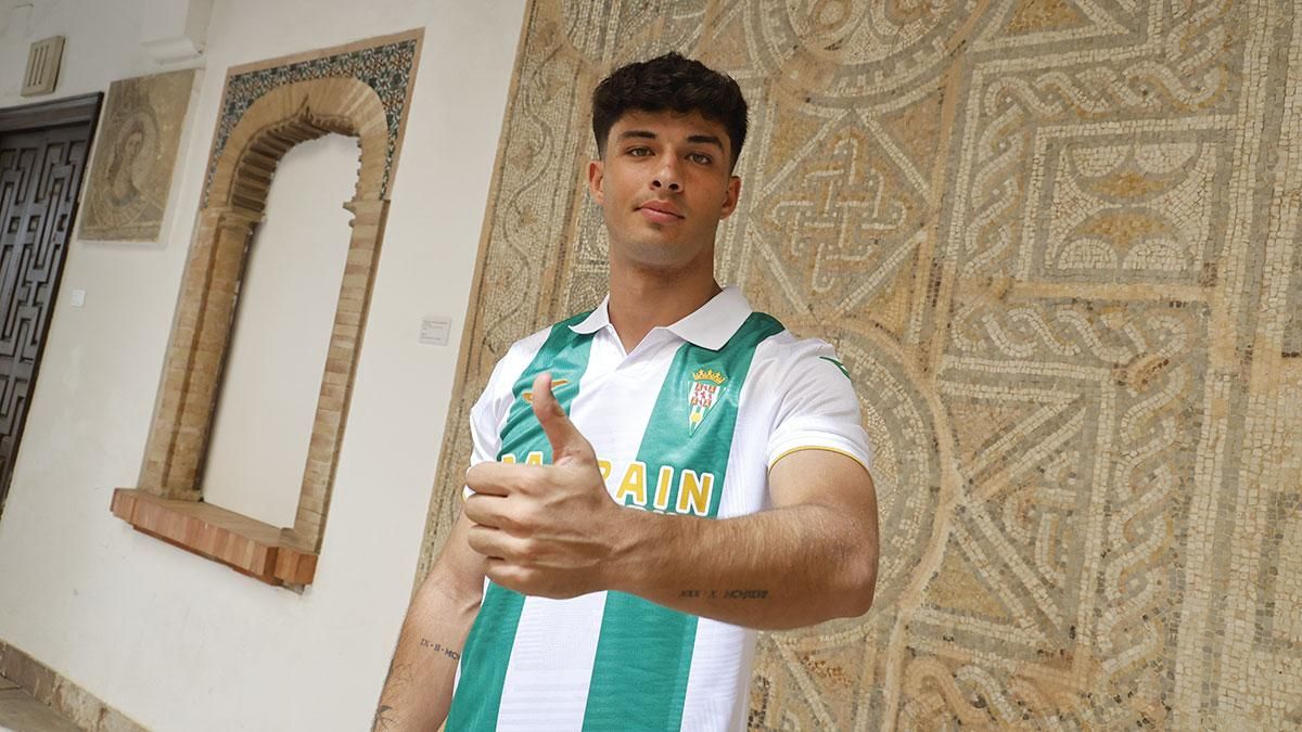 Presentación de Damián Cáceres y Jacobo Martí como nuevos jugadores del Córdoba CF en el Museo Arqueológico