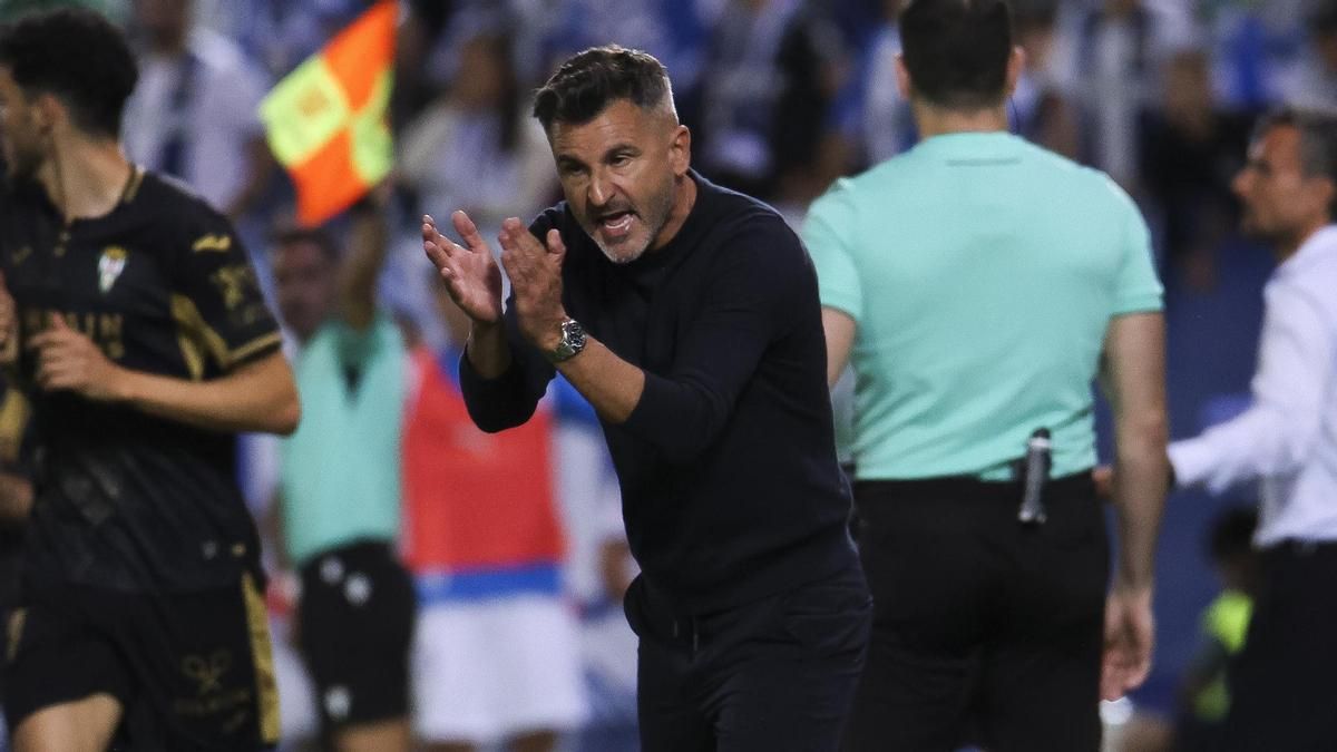 Iván Ania durante el partido en Leganés