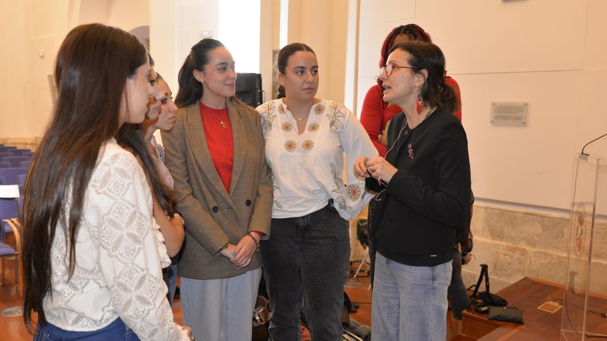 Nevenka Fernández en Ciudad Real: "Mi ilusión es que no haya nadie más que se sienta sola ante una situación de acoso"