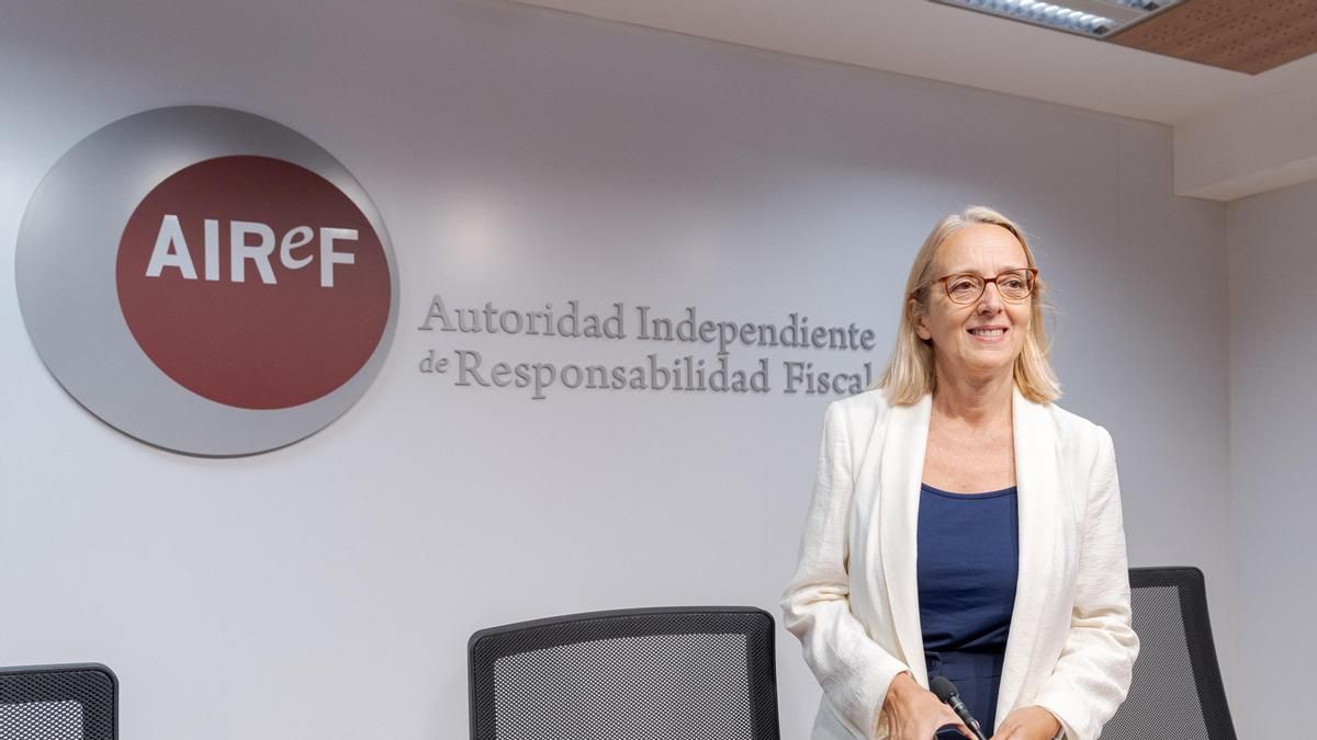 La AIReF advierte que adoptar nuevas medidas por la inflación pone en “riesgo” los compromisos fiscales con Bruselas