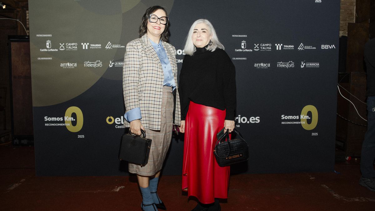 De izquierda a derecha, Maribel Uriel, estilista de moda y Nuria Fernández-Pacheco, diseñadora de interiores