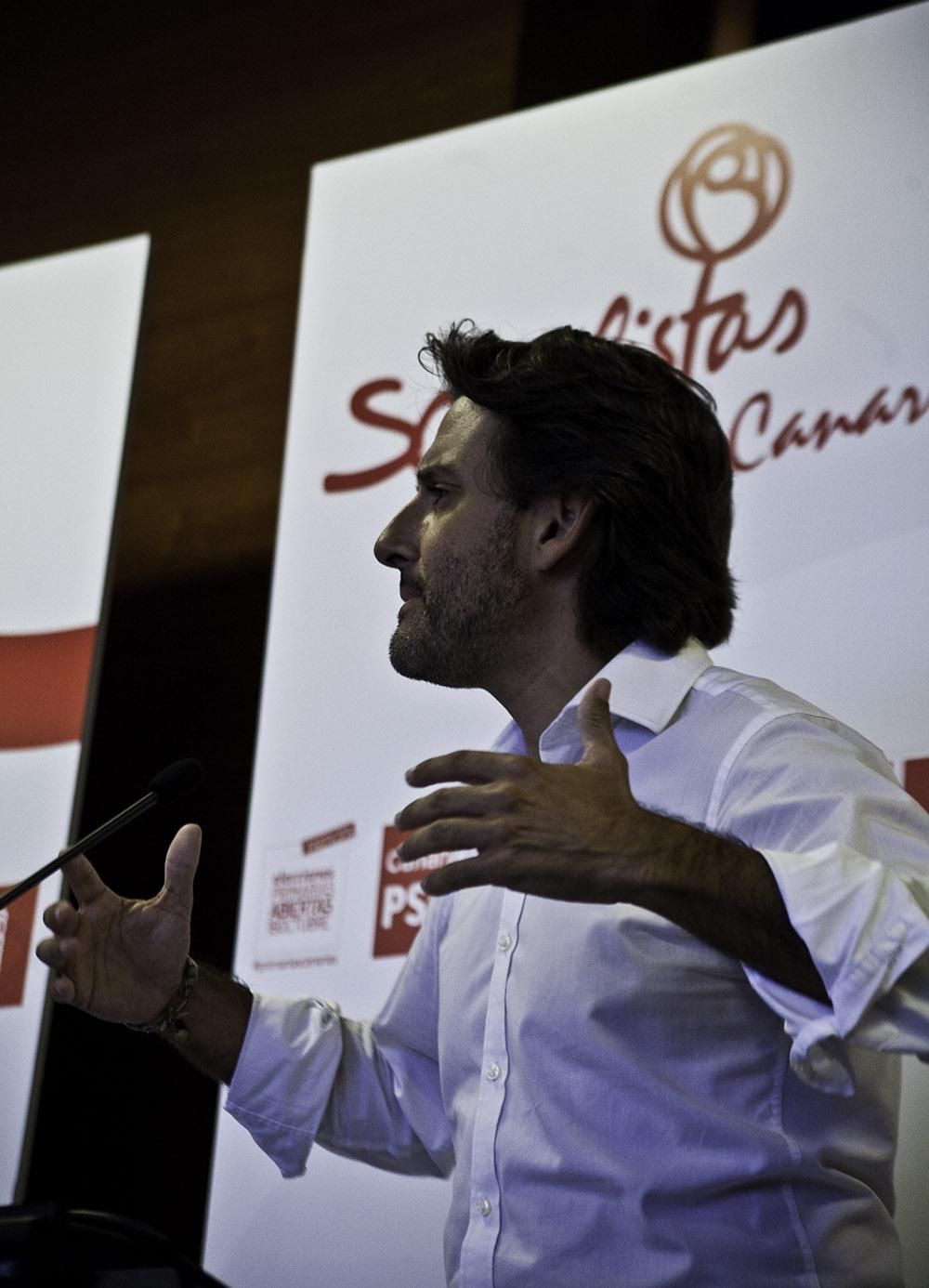 Gustavo Matos en el debate sobre las primarias del PSC. | Maya Bencomo.