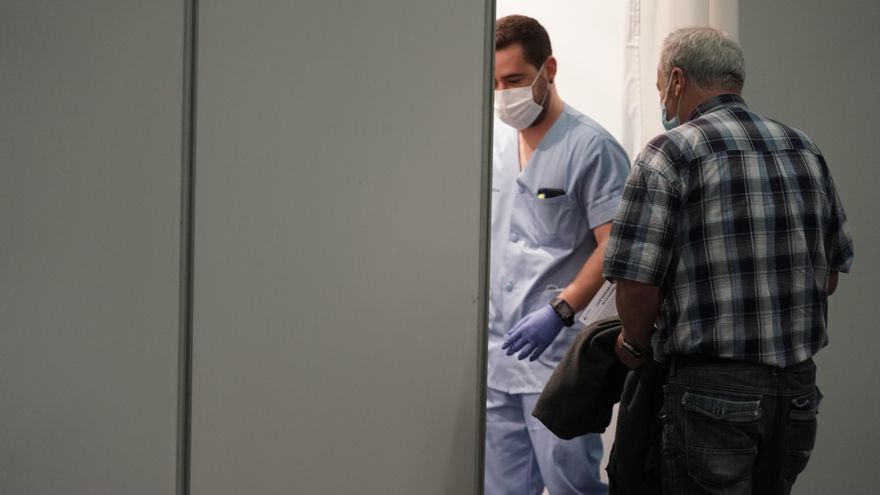 Cerca de 40.000 vascos mayores de 60 piden cita para la vacuna de refuerzo