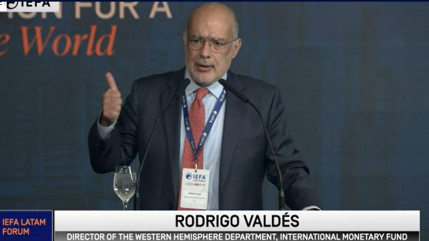 Cambios en el FMI: Rodrigo Valdés, criticado por Milei, deja las negociaciones con la Argentina