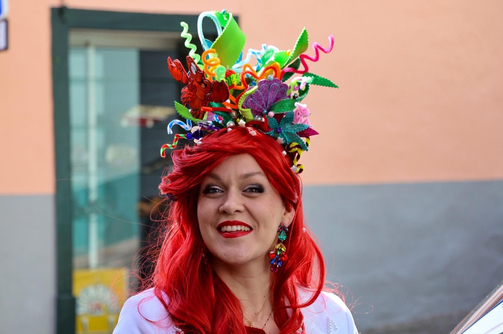 Elegancia y originalidad en la Fiesta de la Peluca de Santa Cruz de La Palma. JOSÉ AYUT