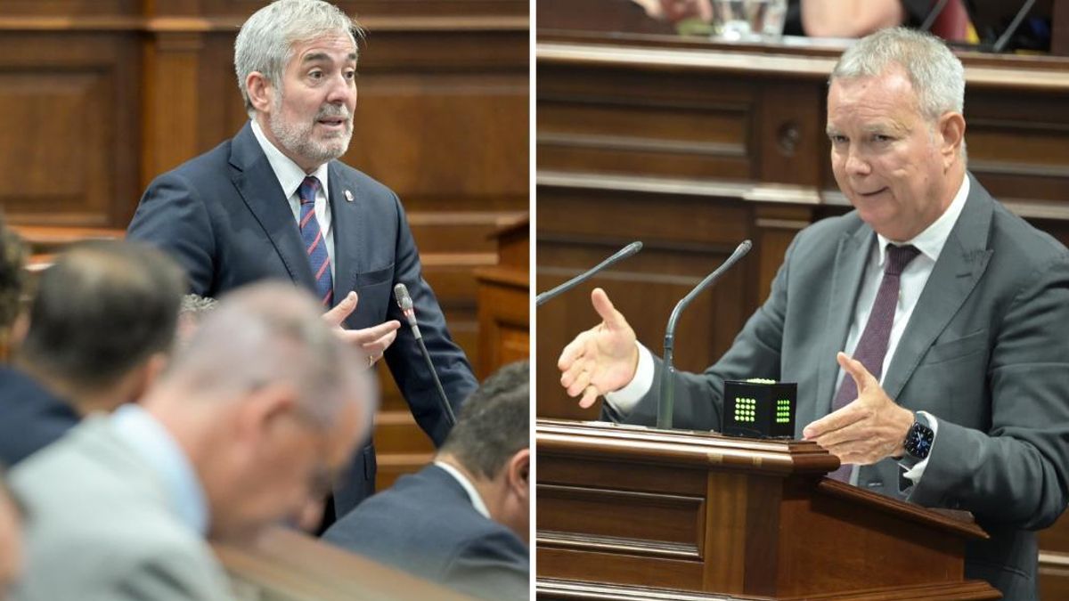 Fernando Clavijo y Sebastián Franquis este martes en el pleno del Parlamento de Canarias.