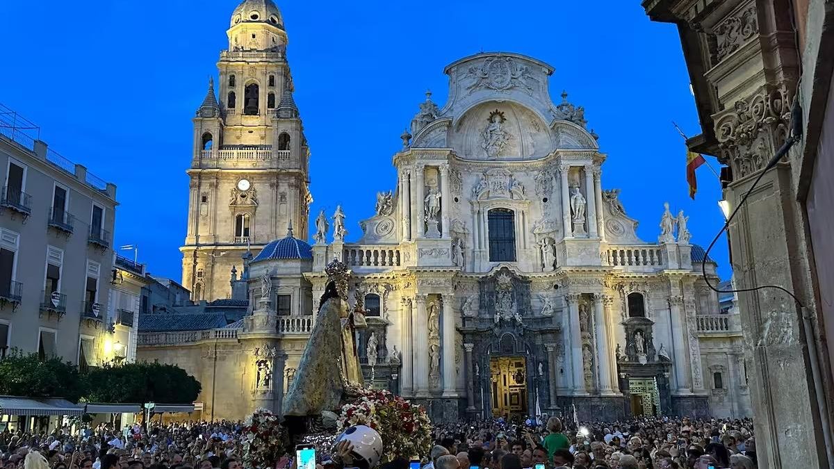La Feria y la religión de madera