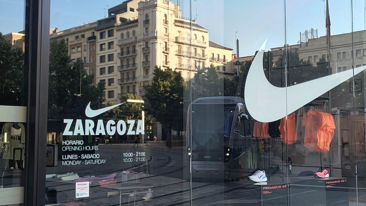 Reflejos, vidas, anuncios