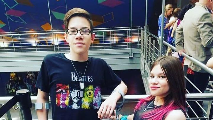 La escuela en silla de ruedas: una nena que almuerza sola y los mellizos que obligaron a cambiar las plazas