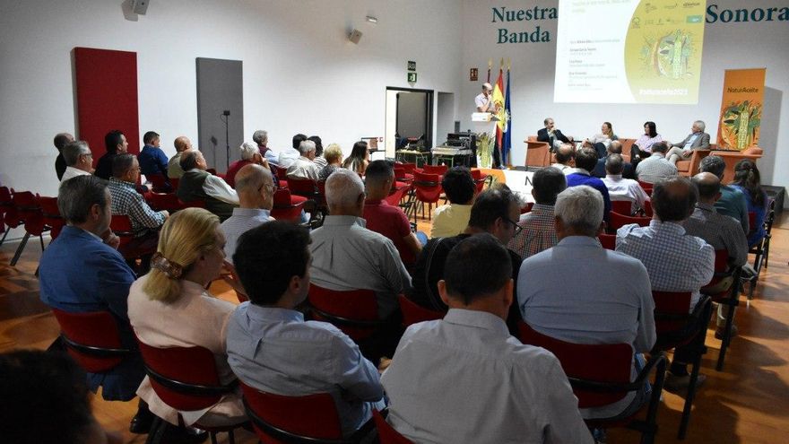 Público en NaturAceite