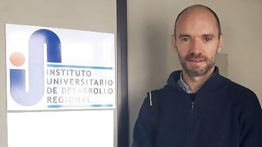 Ignacio Abásolo es también subdirector del Instituto Universitario de Desarrollo Regional.