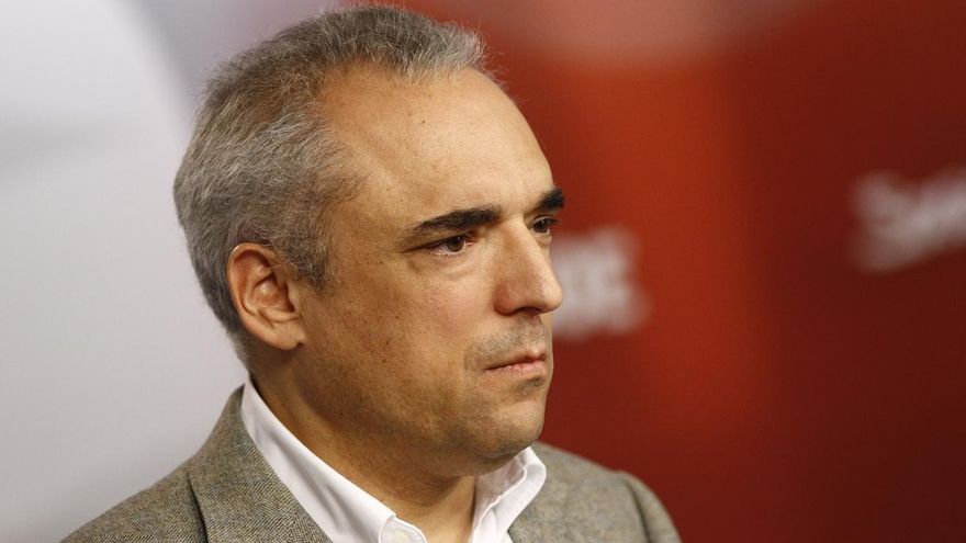 El PSOE propone el martes al Congreso contratar con fondos públicos 200.000 parados de más de 45 años