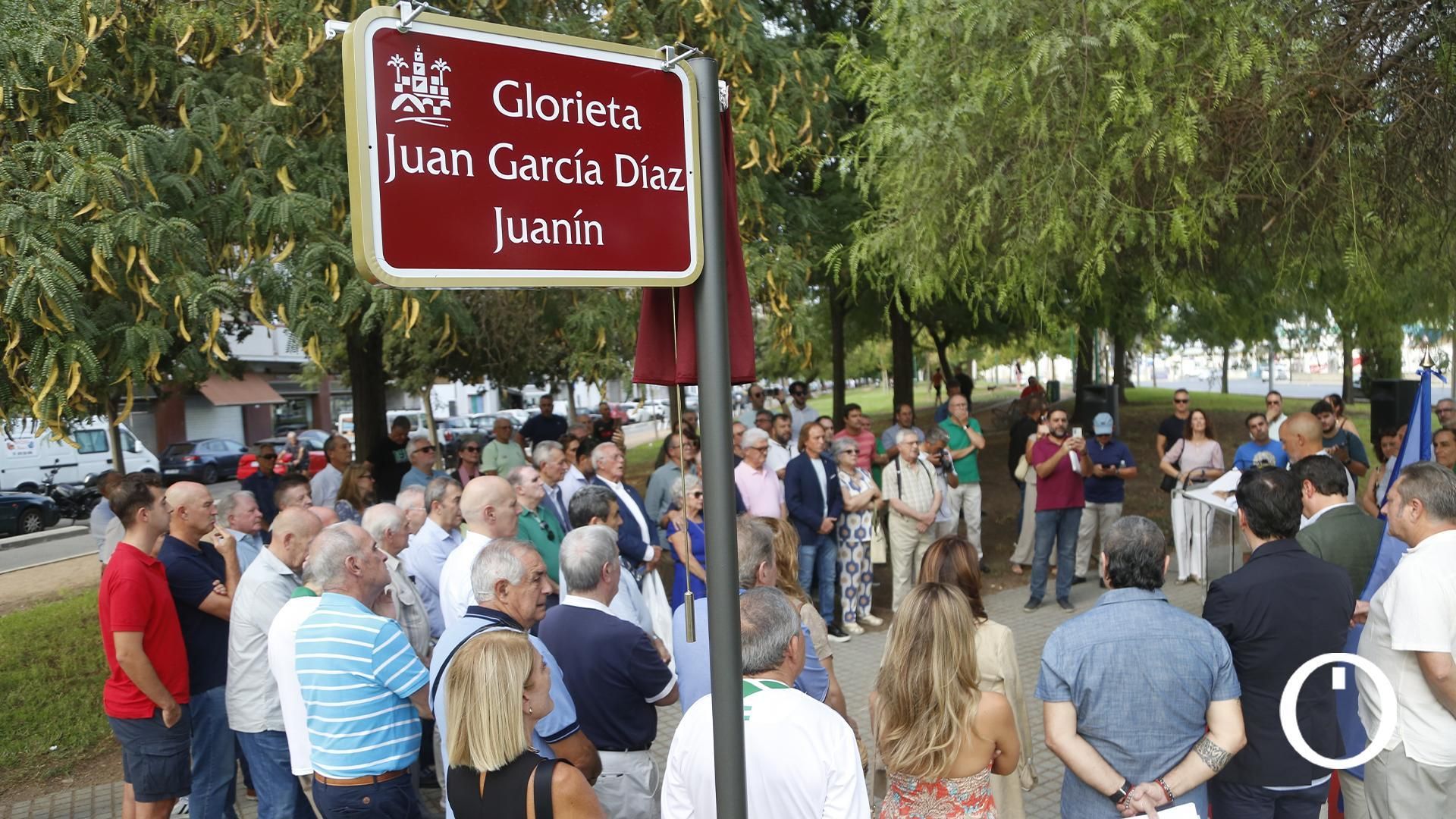 El eterno '8' del Córdoba CF ya tiene su espacio junto a El Arcángel