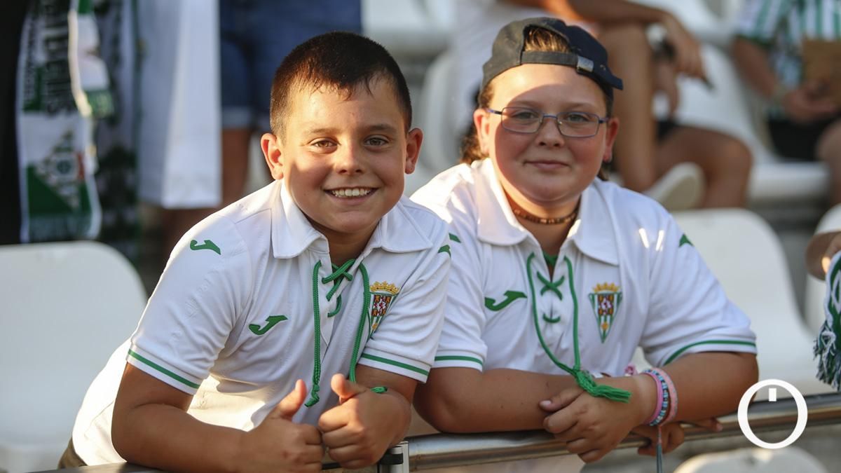 Grada Blanquiverde del Córdoba CF - Real Betis