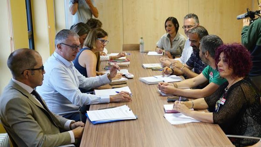 Desconvocada la huelga en la enseñanza, el curso comenzará en Asturias el 10 de septiembre con total normalidad