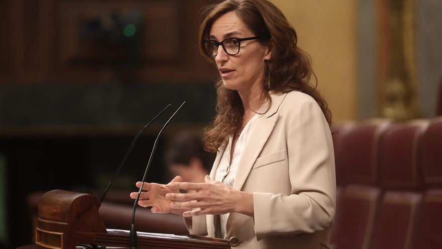 La ministra de Sanidad ironiza con las acusaciones de Clavijo sobre el 'MV Hondius': "Mentir está feo, creo que está incluso catalogado como pecado"