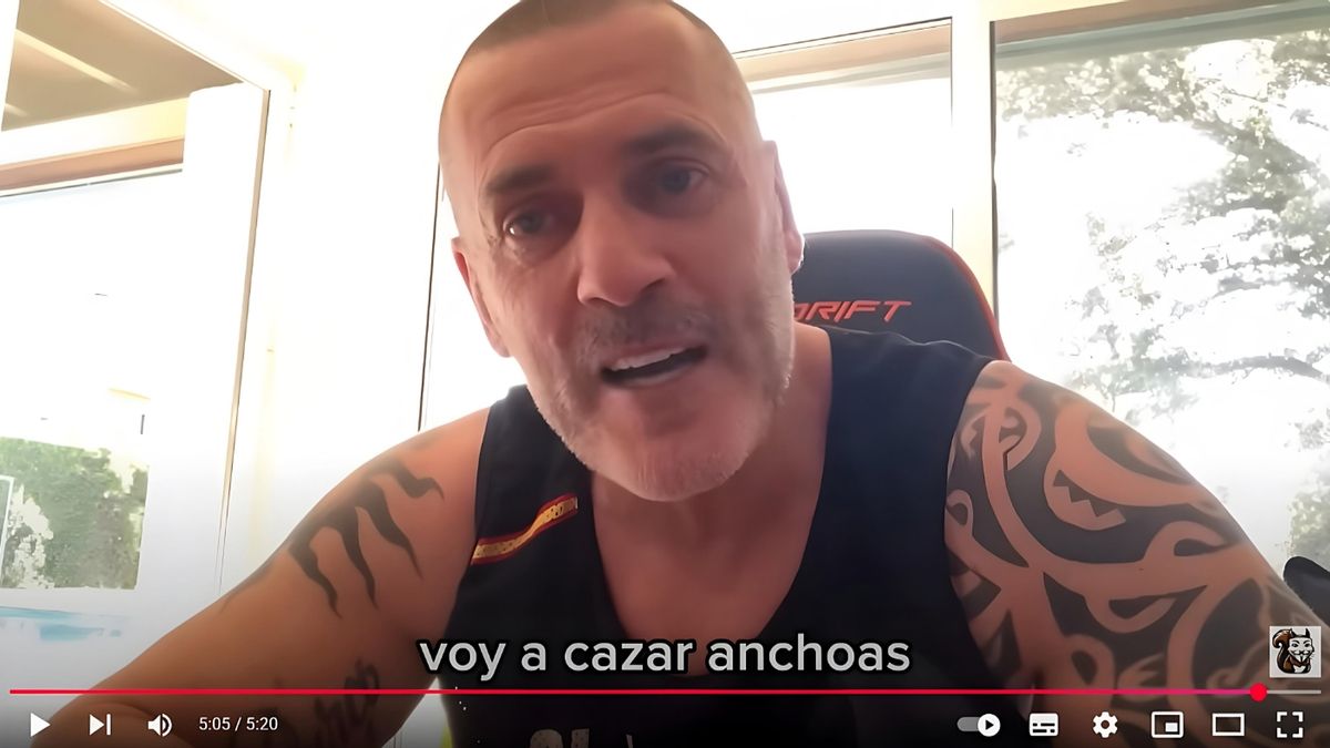 Daniel Esteve, propietario de Desokupa, anuncia a través de un video colgado en la red social YouTube que irá a Torre Pacheco a jugar a 'cazar anchoas'