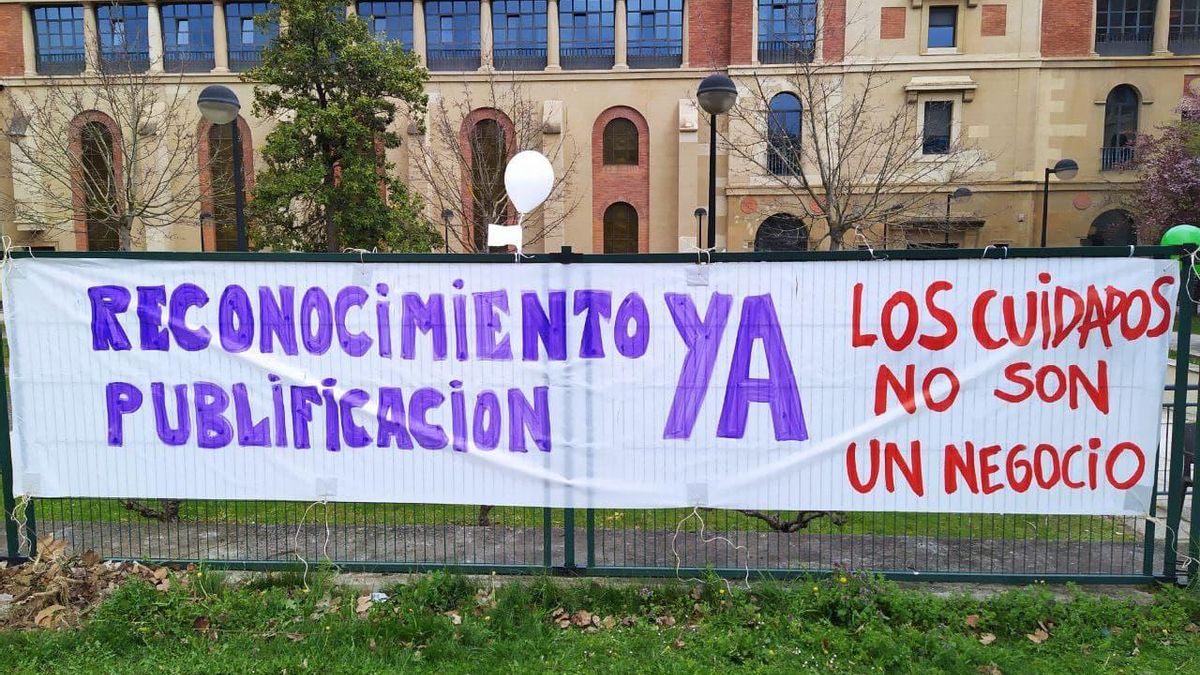 Las imágenes del 8M en Navarra, una jornada con los cuidados en el centro