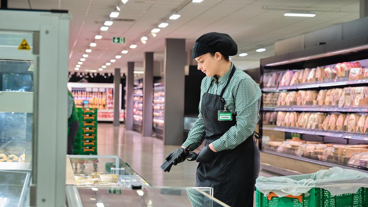 Mercadona factura 41.858 millones, un 8% más, y alcanza un beneficio neto de 1.729 millones de euros