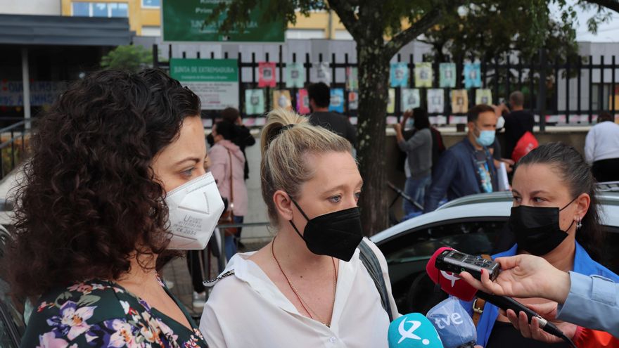Los profesores de un colegio de Cáceres se niegan a dar clases a las dos menores que no usan mascarillas