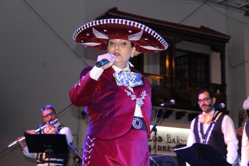 La Parranda La Palma rindió tributo a México. Foto: JOSÉ AYUT.