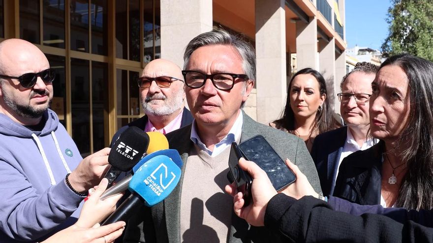 La Fiscalía de Córdoba denuncia a Vox por delito de odio tras llamar "animales" a los migrantes desde sus redes