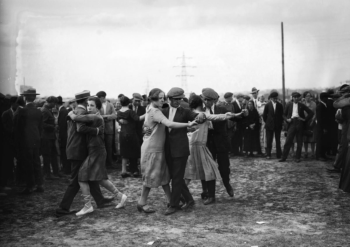 Fiesta popular, 1932