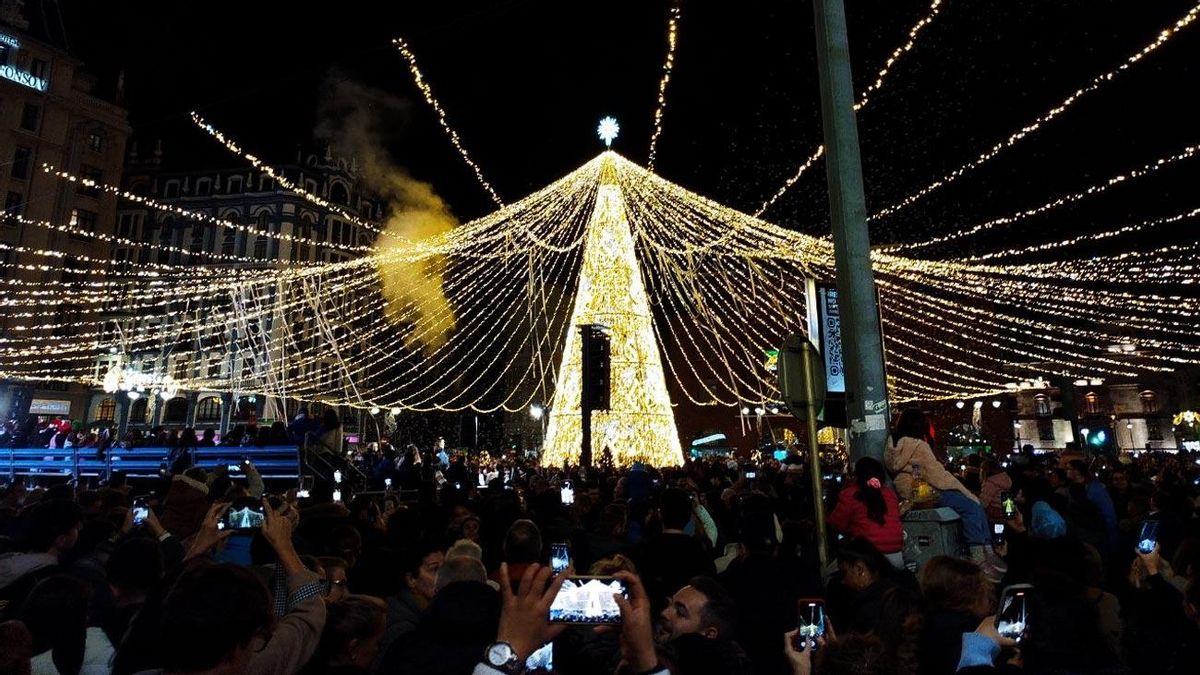 León mantendrá en Santo Domingo la gran cúpula de luces de Navidad y renovará la decoración en la Plaza Mayor
