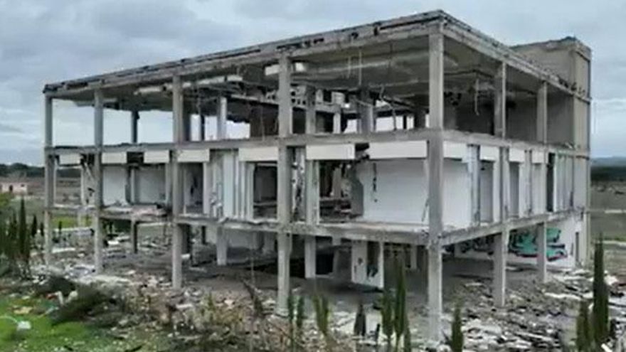 El "paradigma" andaluz de la energía solar que costó tres millones de dinero público, desvalijado y a subasta diez años después