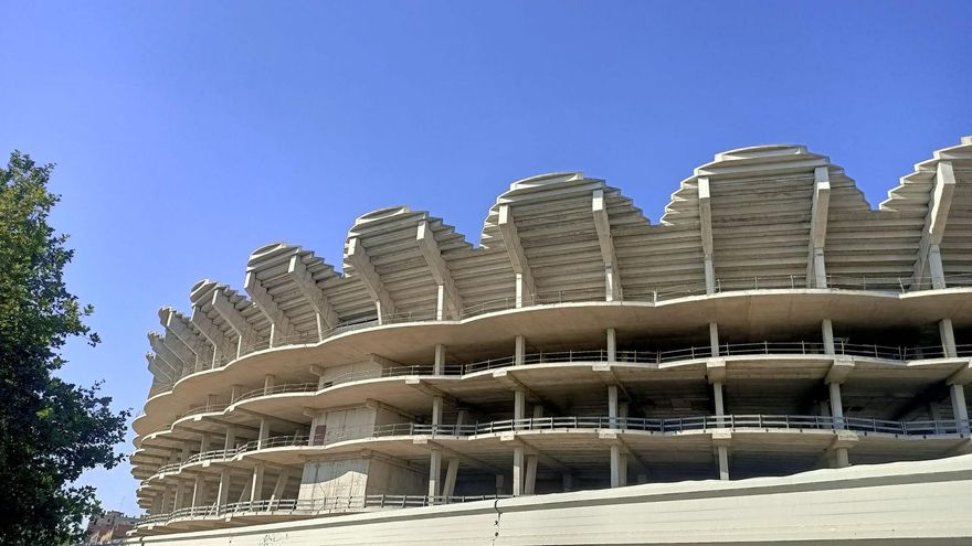 València aprueba las fichas urbanísticas del Nou Mestalla con los votos de PP, Compromís y PSPV y el rechazo de Vox