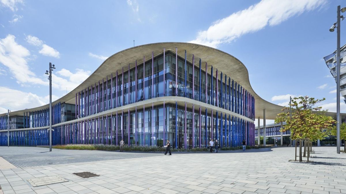 Condenada una madre por agredir a una profesora que intentó proteger a un alumno en un colegio de Zaragoza